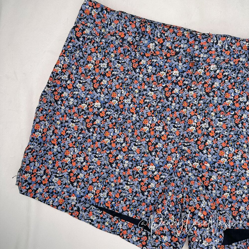 Gap 3" Khaki Shorts Size 6 Ditsy Floral - Picture 3 of 12